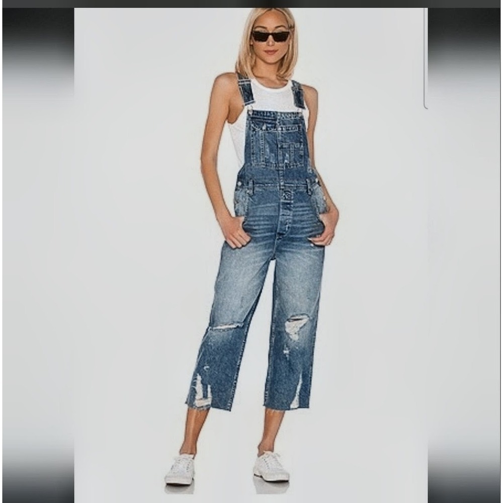 We The Free Free People Distressed Denim Overalls Light Wash Raw Hem Size 25